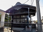 千葉県長生郡役所玄関