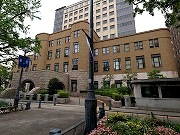 横浜地方・簡易裁判所 低層棟