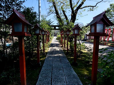 尾曳稲荷神社