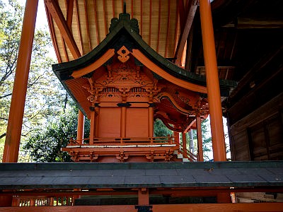 尾曳稲荷神社