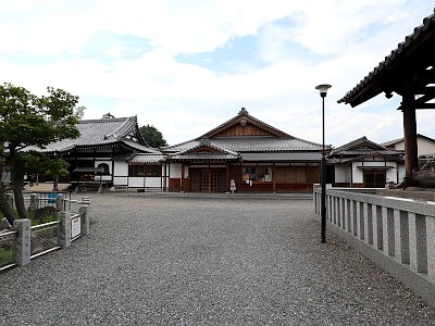 円照寺