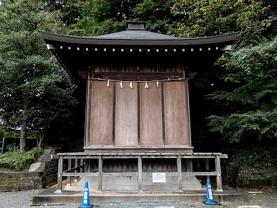 中氷川神社