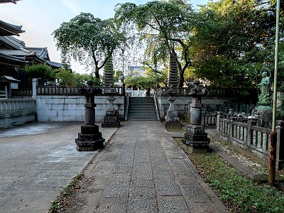 御瀧不動尊（金蔵寺）