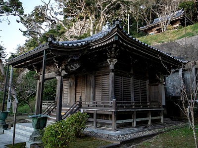 誕生寺