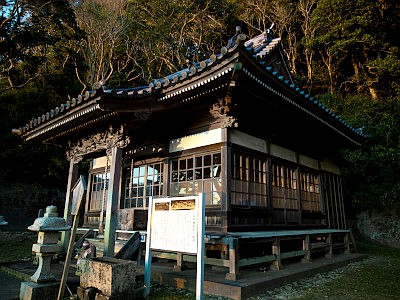 誕生寺