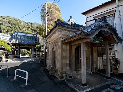 覚翁寺