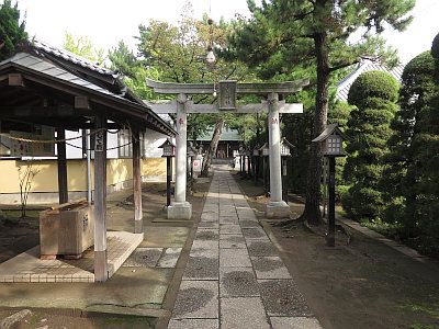 保木間氷川神社