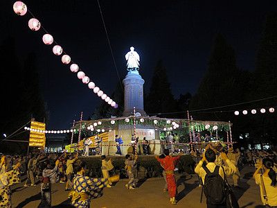 靖国神社 みたままつり 東京都千代田区 7月13 16日 伝統の日本紀行