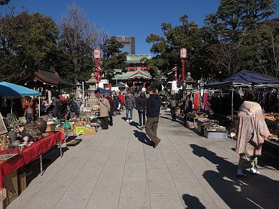 富岡八幡宮 骨董市