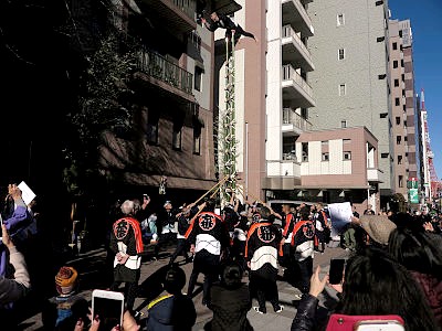 三田春日神社 梯子乗り