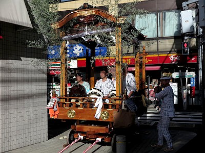旗岡八幡神社 例大祭