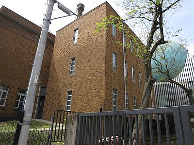 黒田記念館書庫