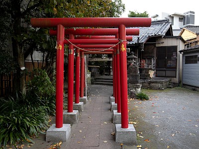 元宿堰稲荷神社