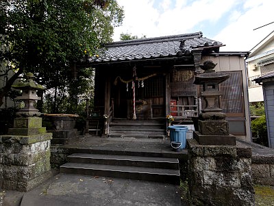元宿堰稲荷神社 - 東京都足立区 - 本殿はレンガ造 - 北千住駅20