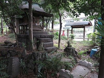 四本木稲荷神社
