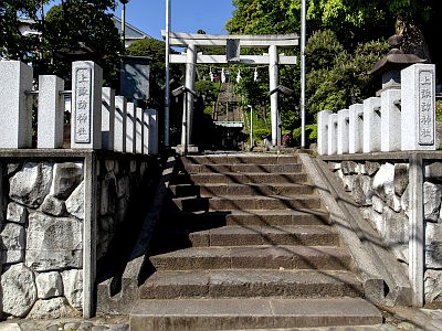 片瀬諏訪神社下社