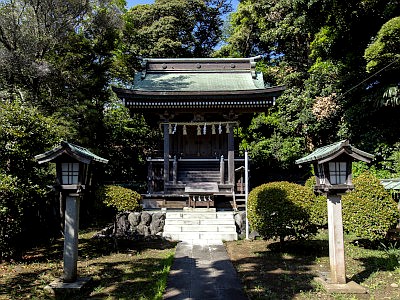 片瀬諏訪神社下社