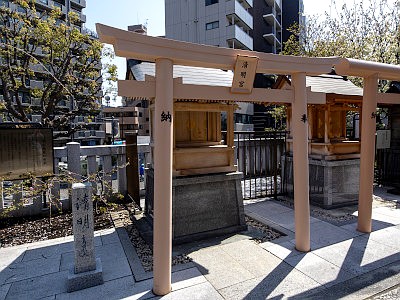 鶴見神社